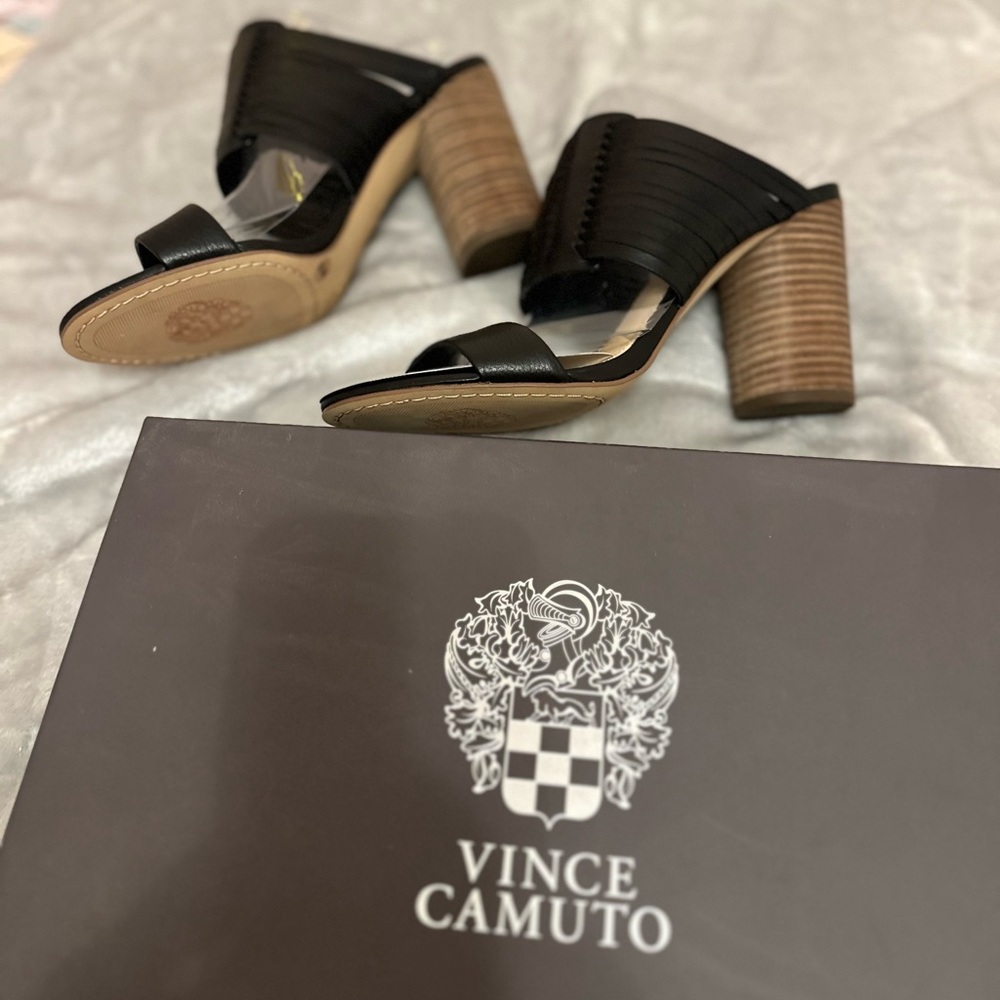 Vince Camuto Sandals